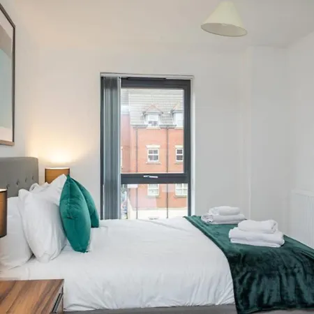 Zeni, Ouse Court Lovely 2 Bed *